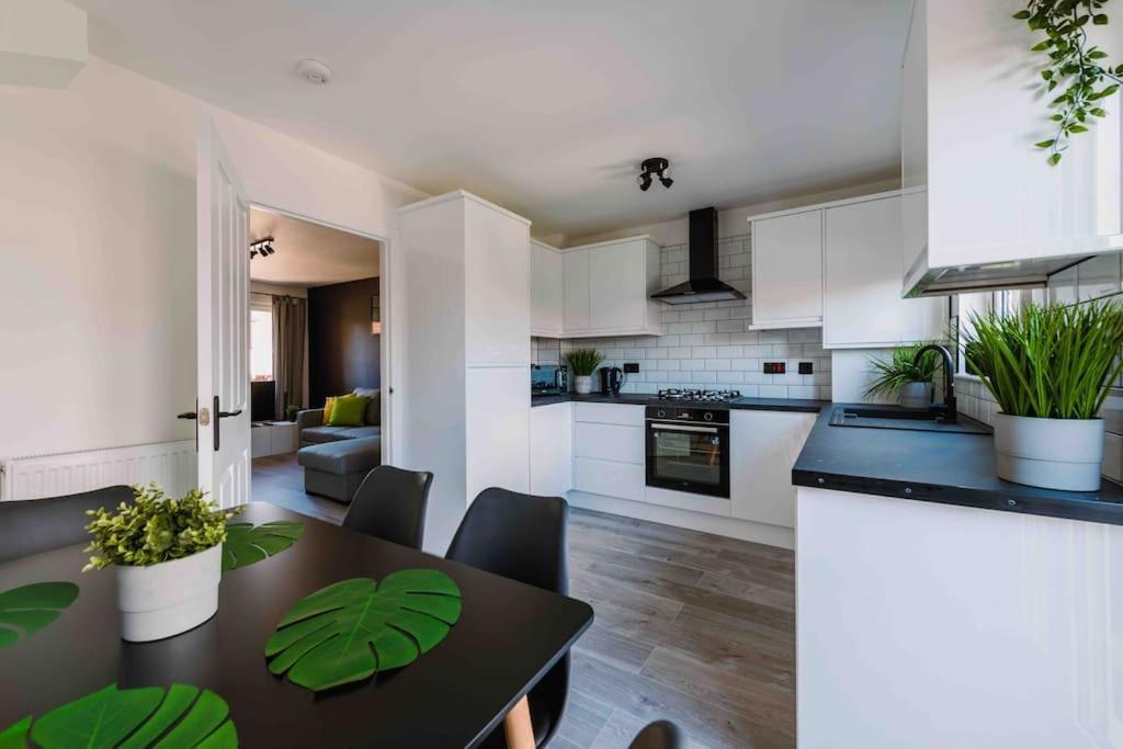 Comfysleep Aparthouse Глазгоу Екстериор снимка